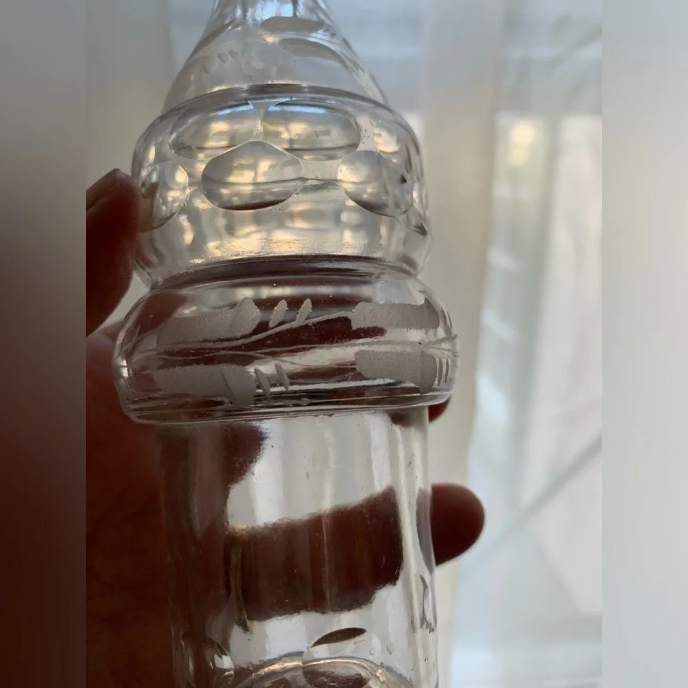 Vintage Decanter Glass Crystal Stopper 8” Etched Glass